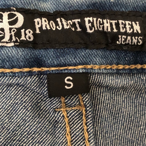 Project eighteen high rise frayed short size S - Picture 7 of 9